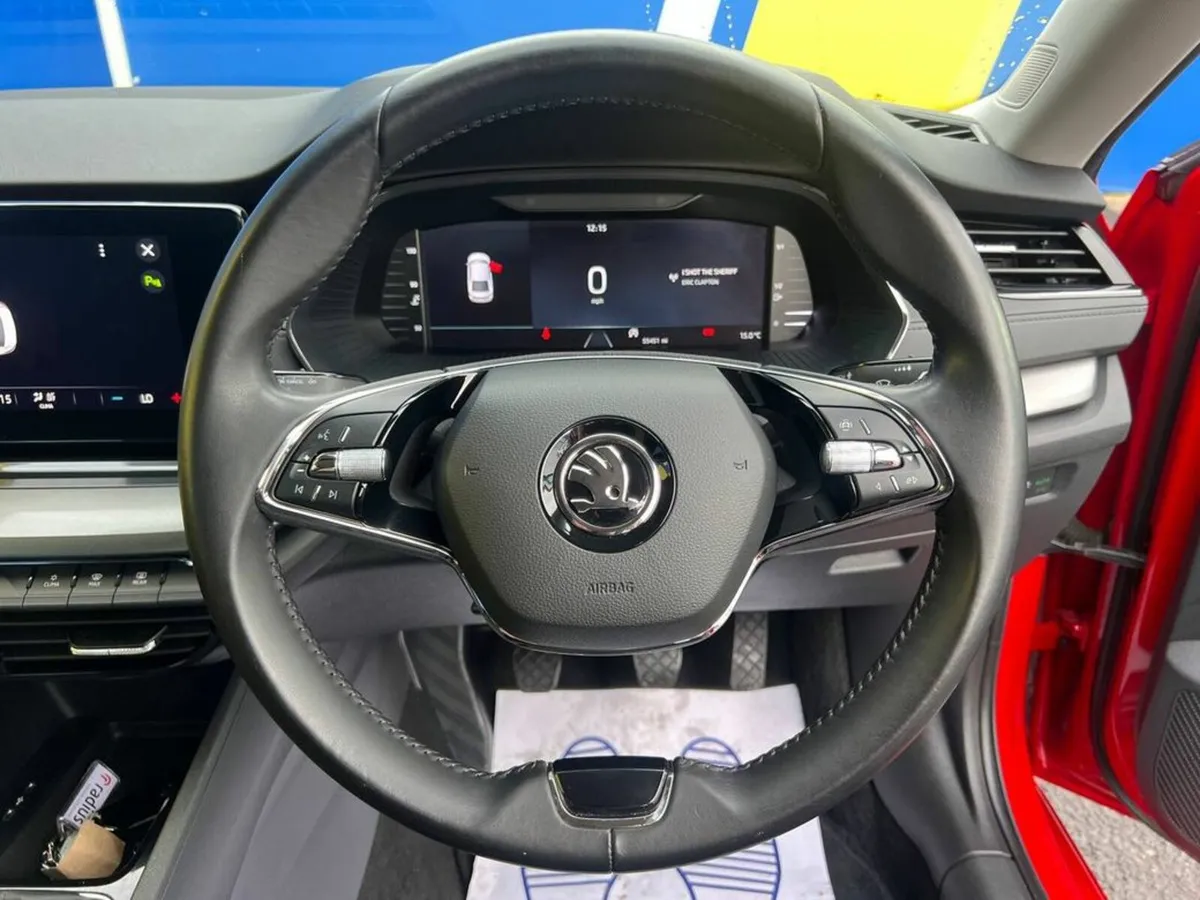 Skoda Octavia TECHNOLOGY 2.0 TDI // PARKING SENSOR - Image 4