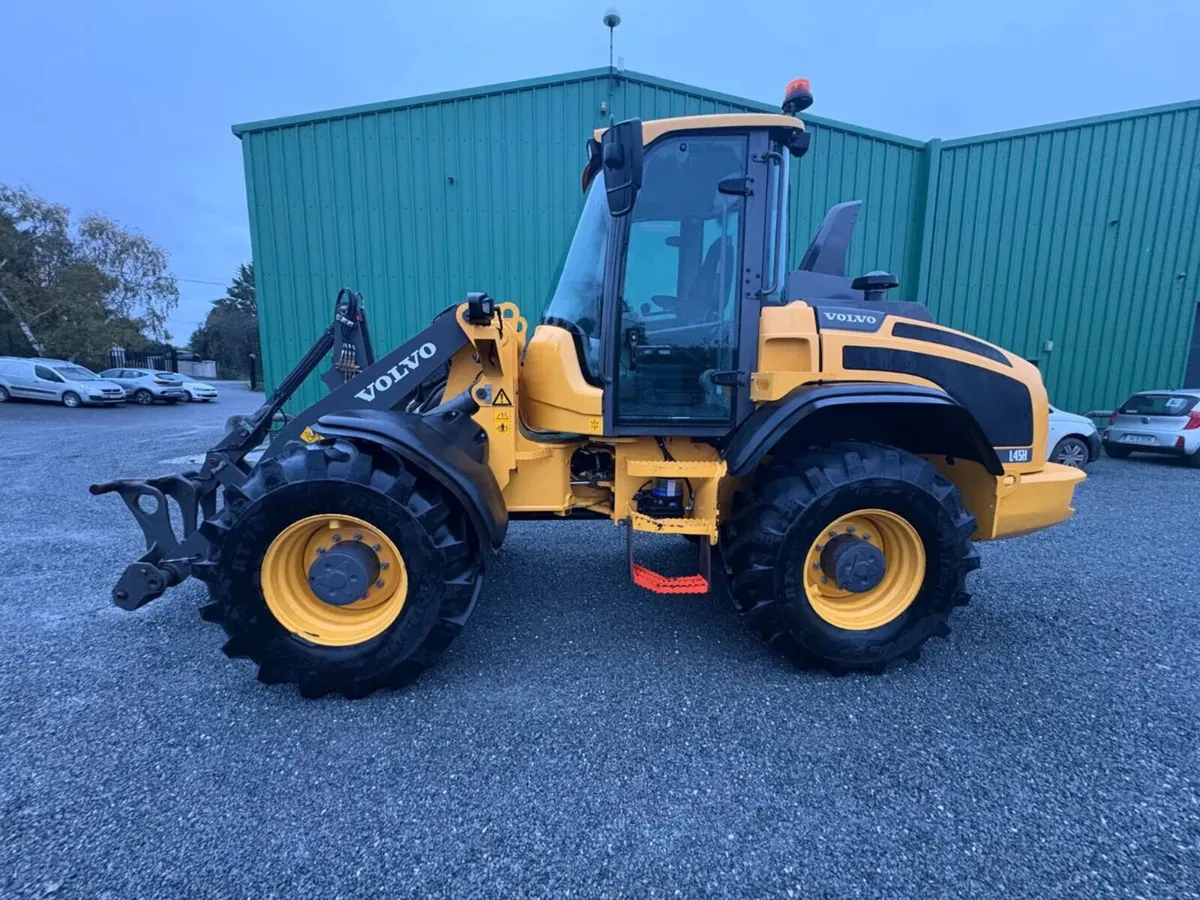 VOLVO L45H - Image 1
