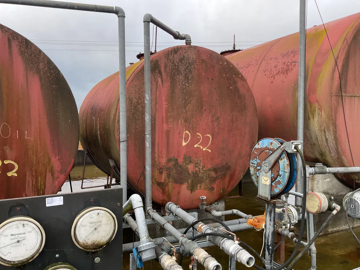 3 x Steel Tanks, Pumps & Meters For Auction - Image 3