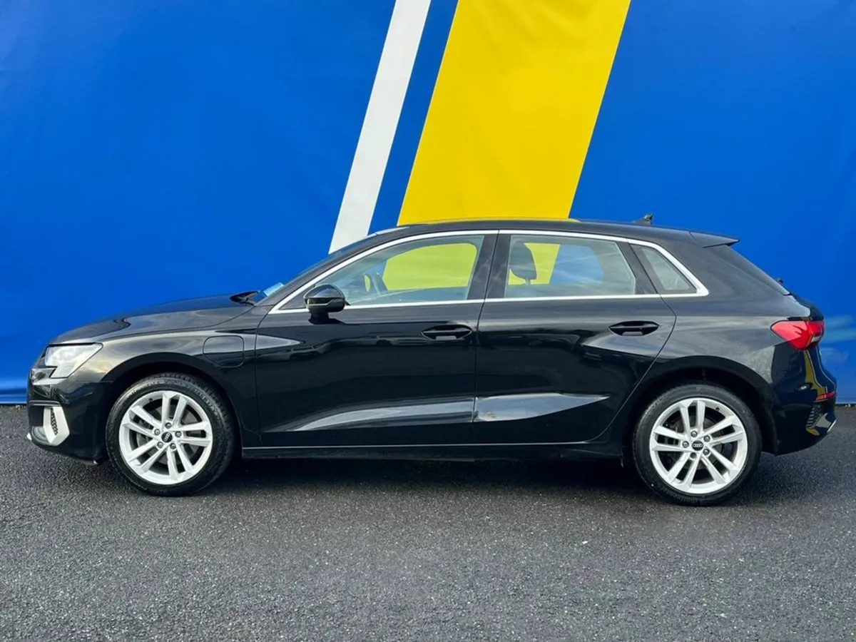 Audi A3 SPORT 40 TFSI E PLUG-IN HYBRID AUTO // SER - Image 3