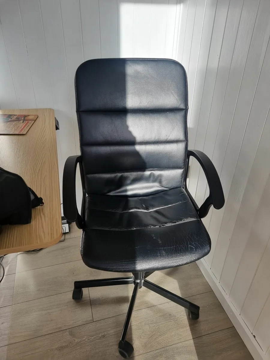Office chair - Image 3