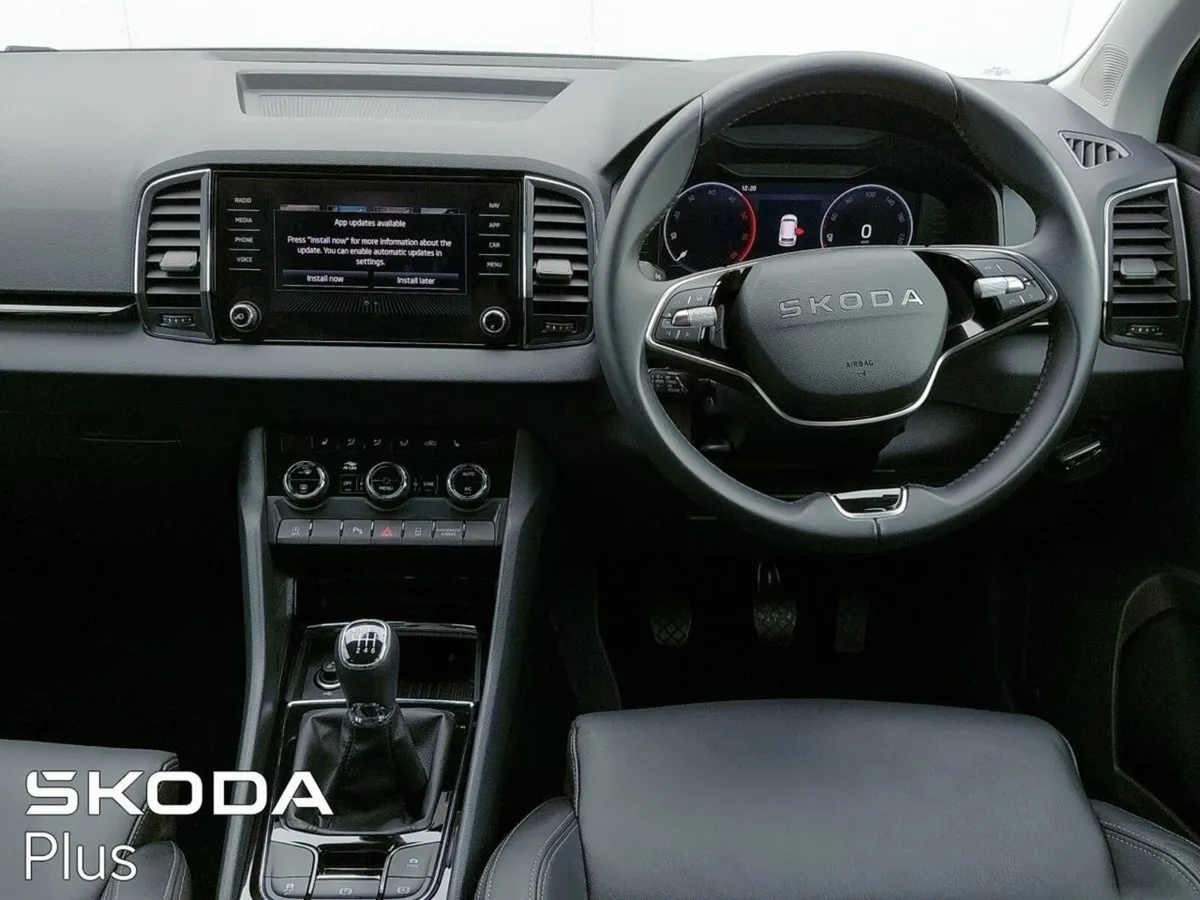 Skoda Karoq SELECTION+ 2.0TDI 115HP - Image 2