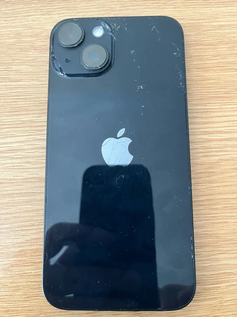iPhone 14 - Image 2
