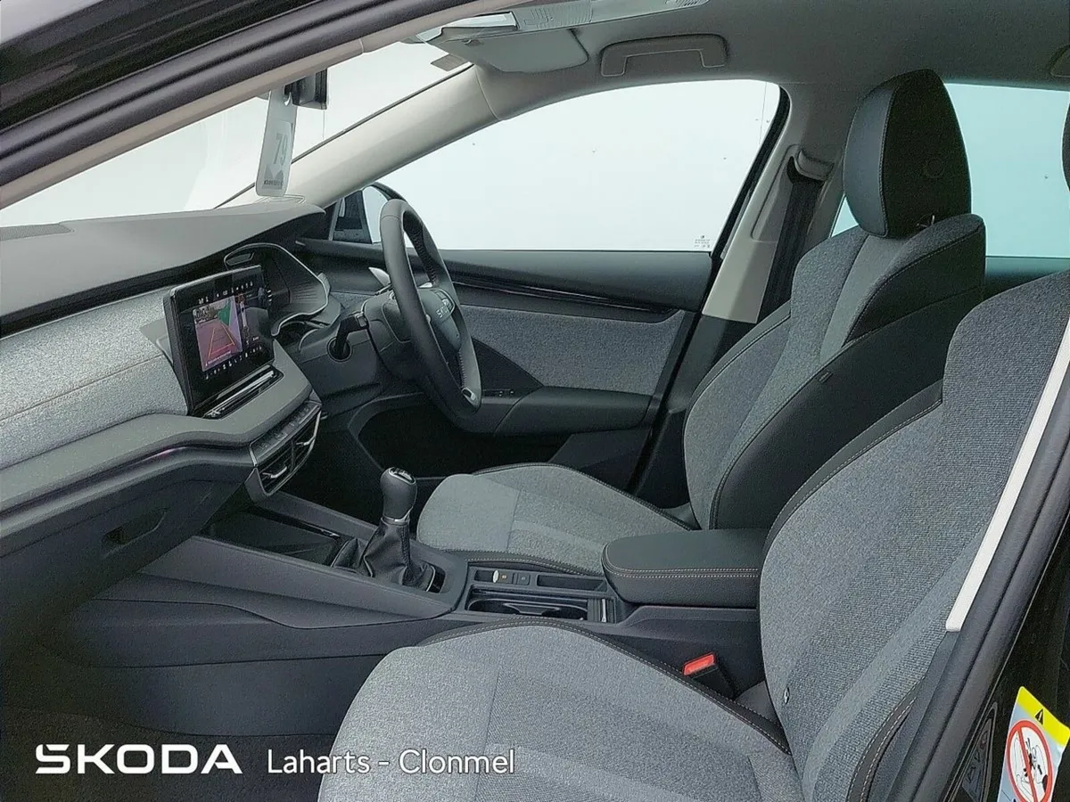 Skoda Octavia COMBI SELECTION+ 2.0TDI 115HP - Image 4