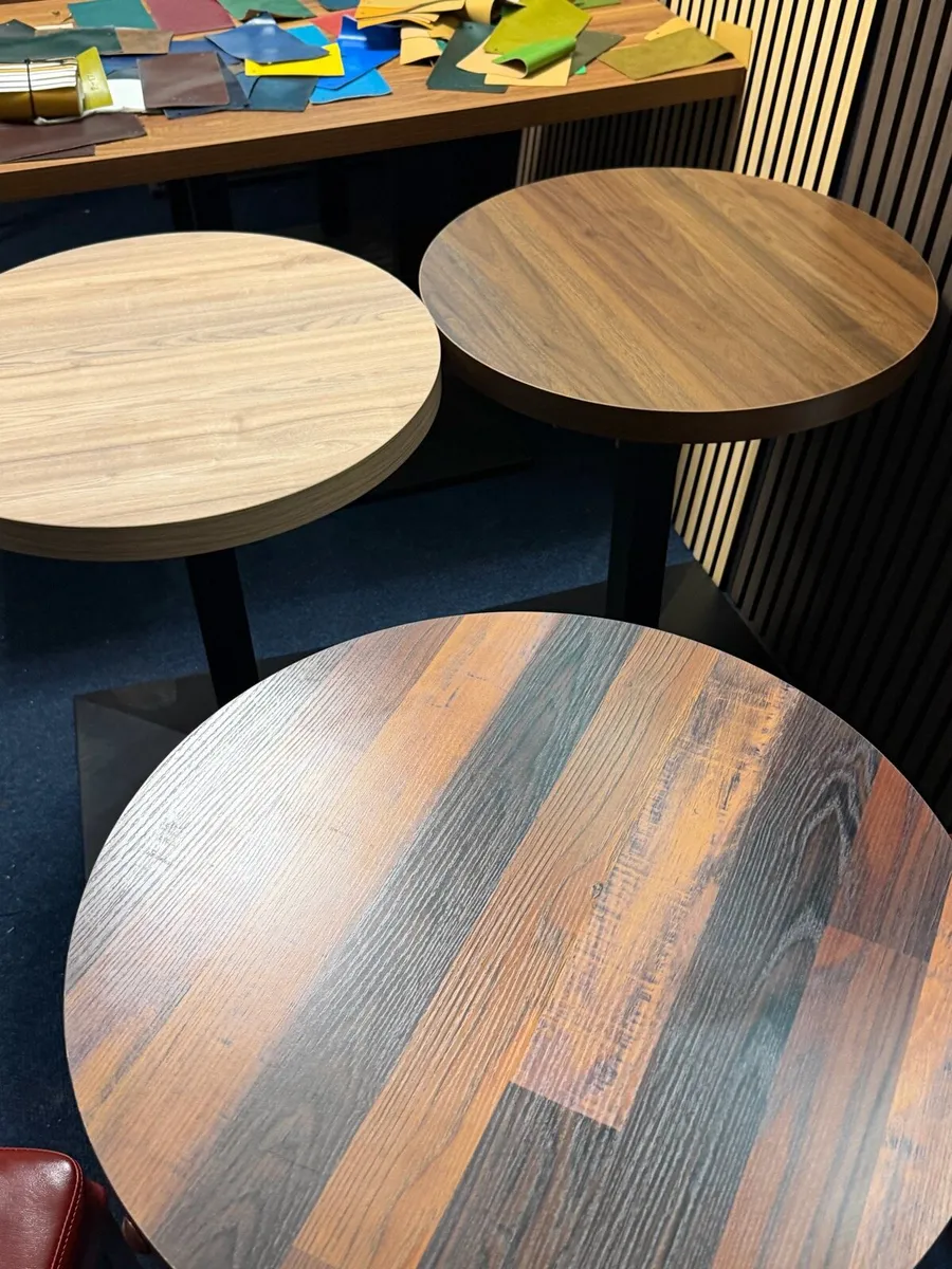 New Round Tabletops Pub & Cafe