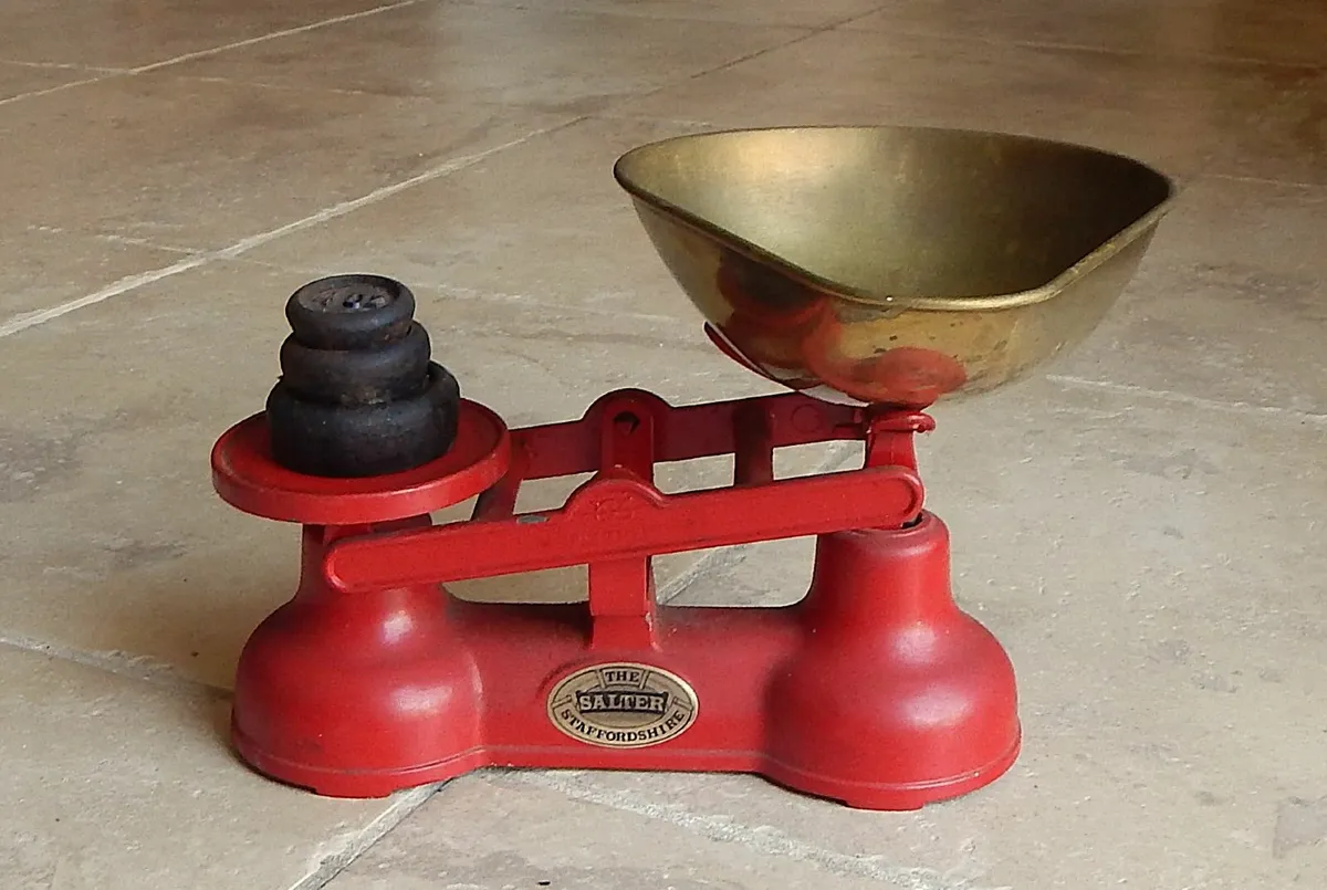Vintage Salter Cast Iron and Brass Kitchen Scales - Image 1