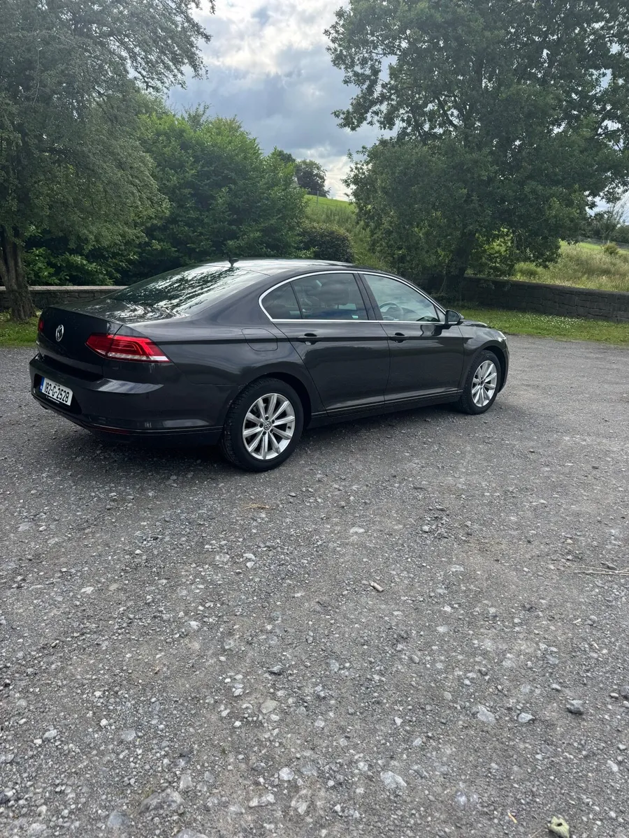 Volkswagen Passat 2018 - Image 4