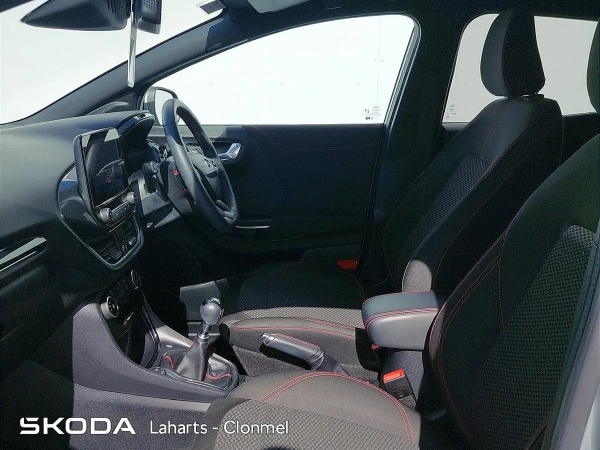 Ford Puma ST-LINE 1.5TD 5DR 120PS - Image 4