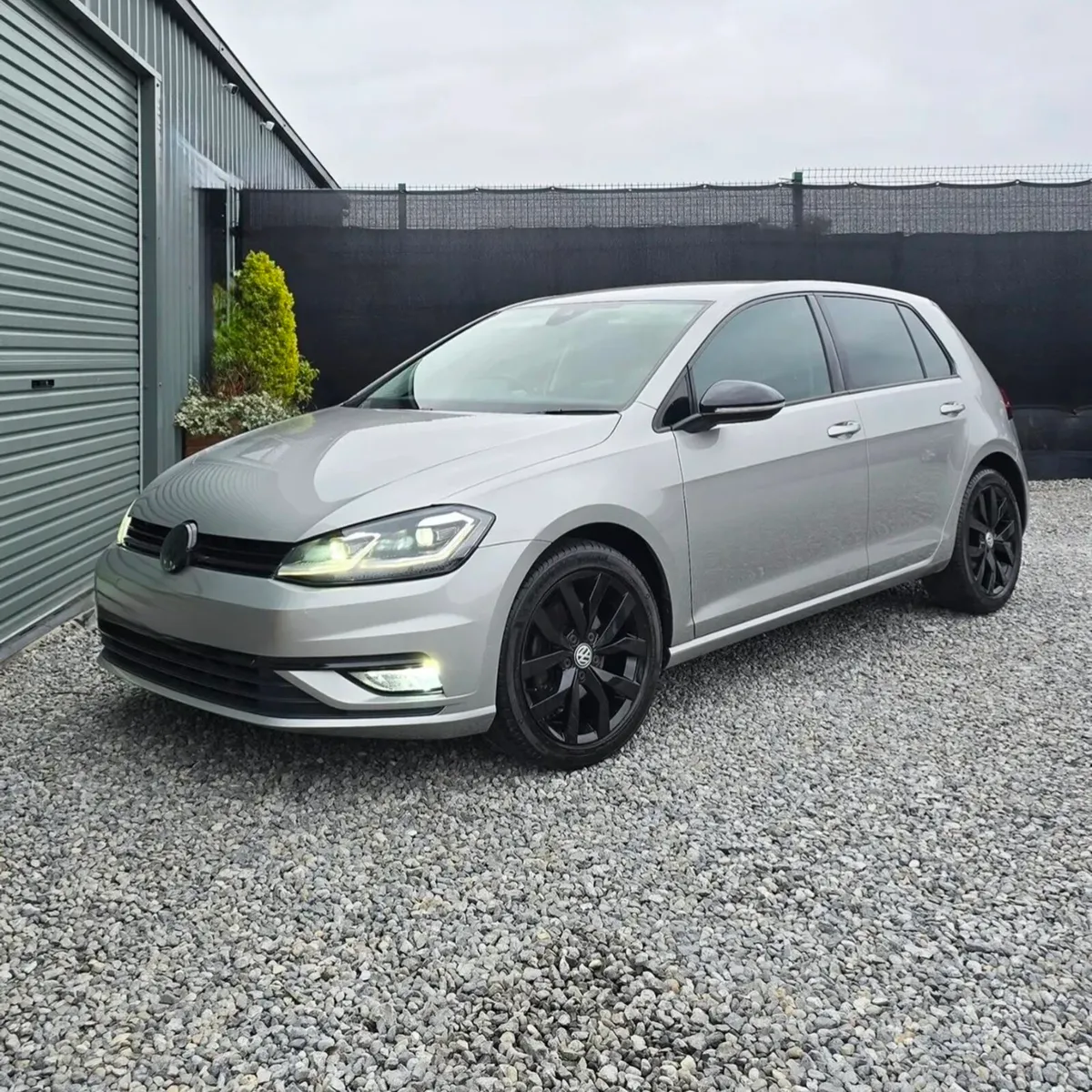 VOLKSWAGEN GOLF  2017(172)TSI HIGHLINE MK7.5 - Image 2