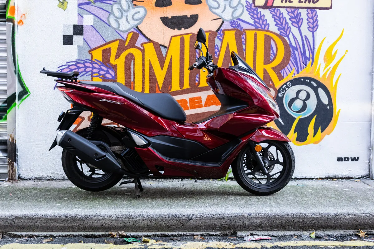Honda PCX 125 - Image 1