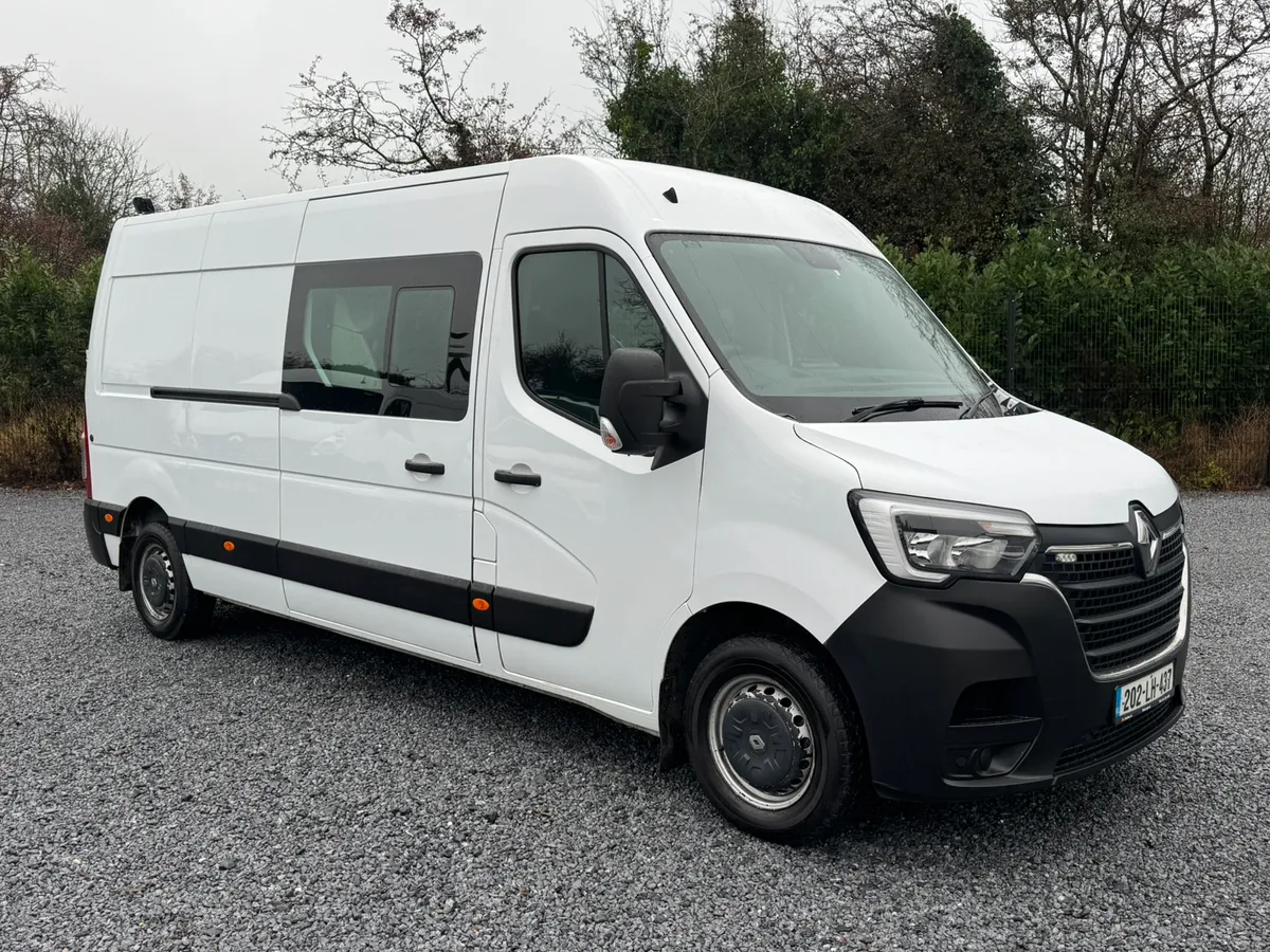 Crewcab Finance LWB Master - Image 2