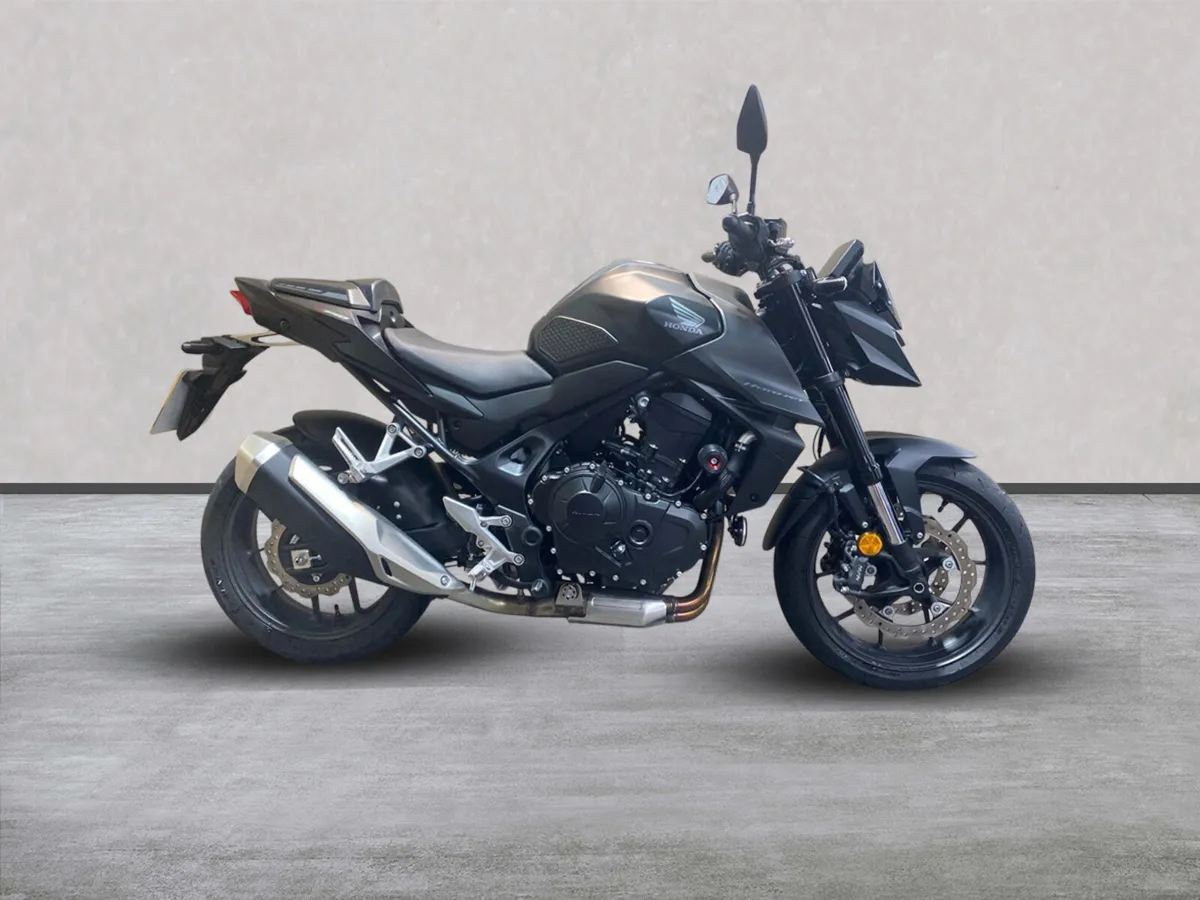 Honda CB 750SA Hornet with Extras, NI Reg - Image 1