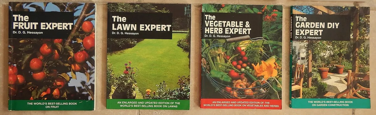 Collection of 12 Gardening Books by Dr DG Hessayon - Image 4