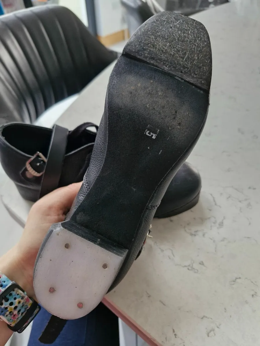 Irish dancing shoes - Image 1