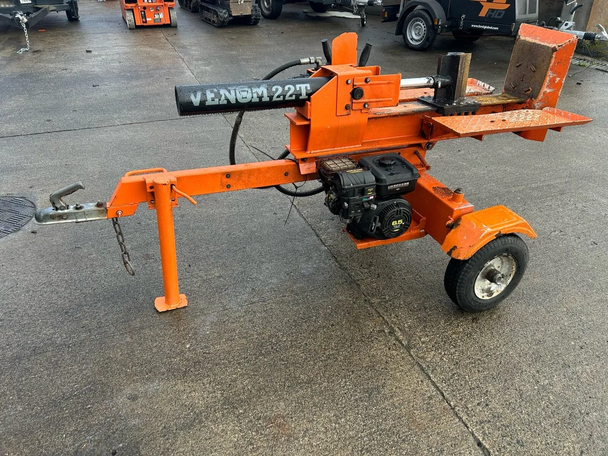 Log splitter - Image 1