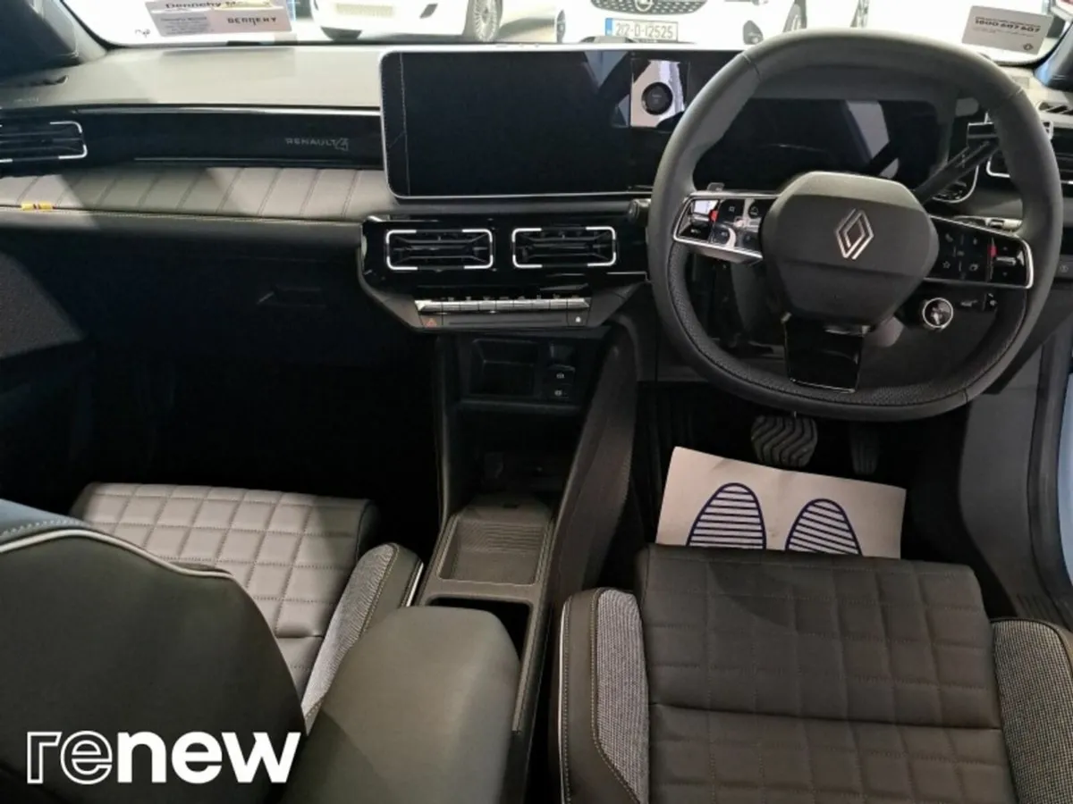 Renault 4 BLACK FRIDAY Sales Event November 28th-N - Image 3