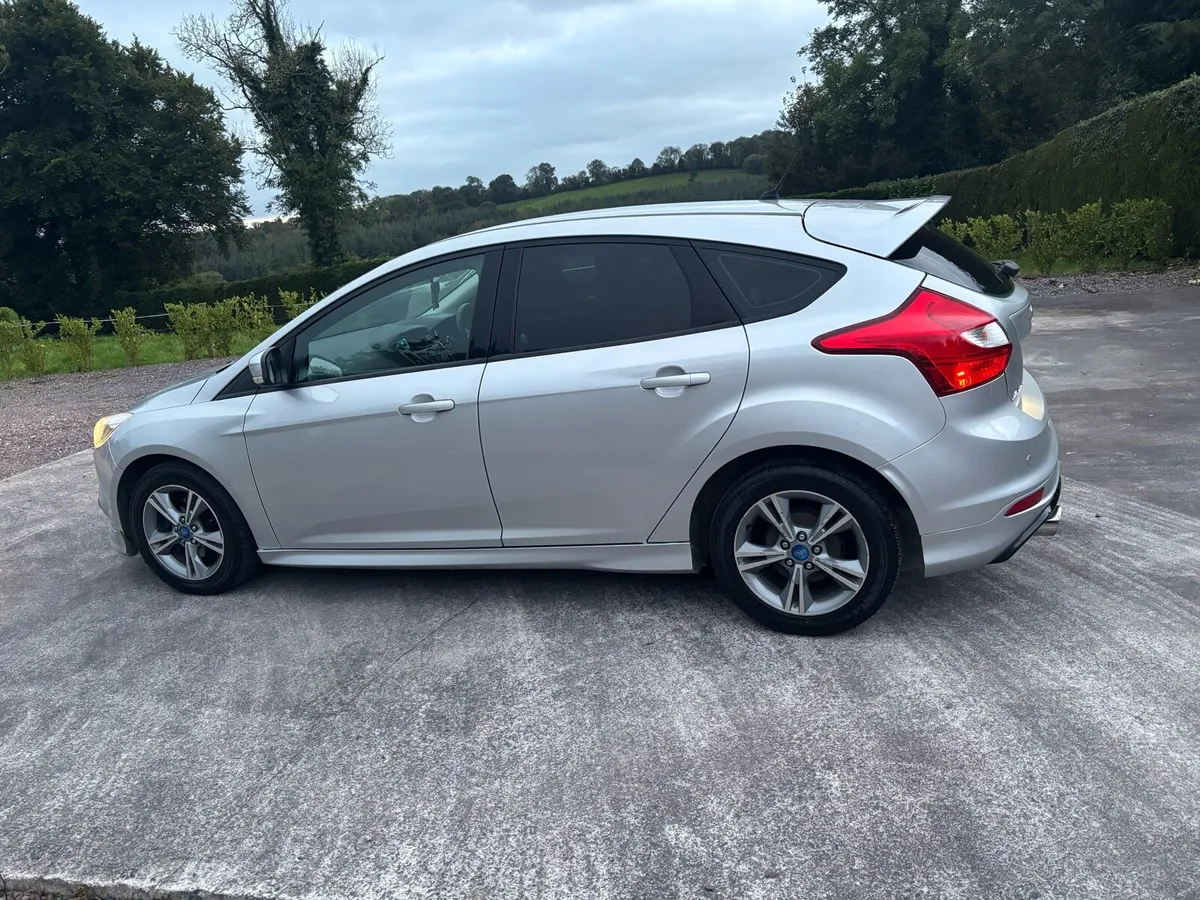 Ford focus - Image 2