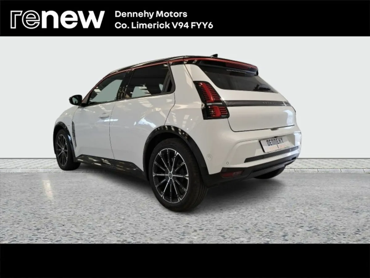 Renault 5 ETECH 52kwh 150hp Iconic - Image 3