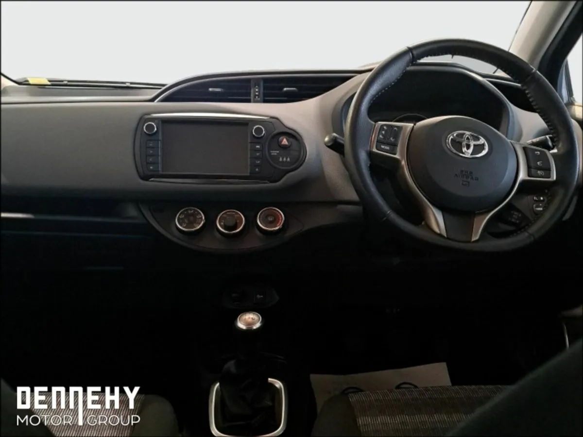 Toyota Yaris 1.0 VVT-i 3Dr Luna €57 P/W - Image 2