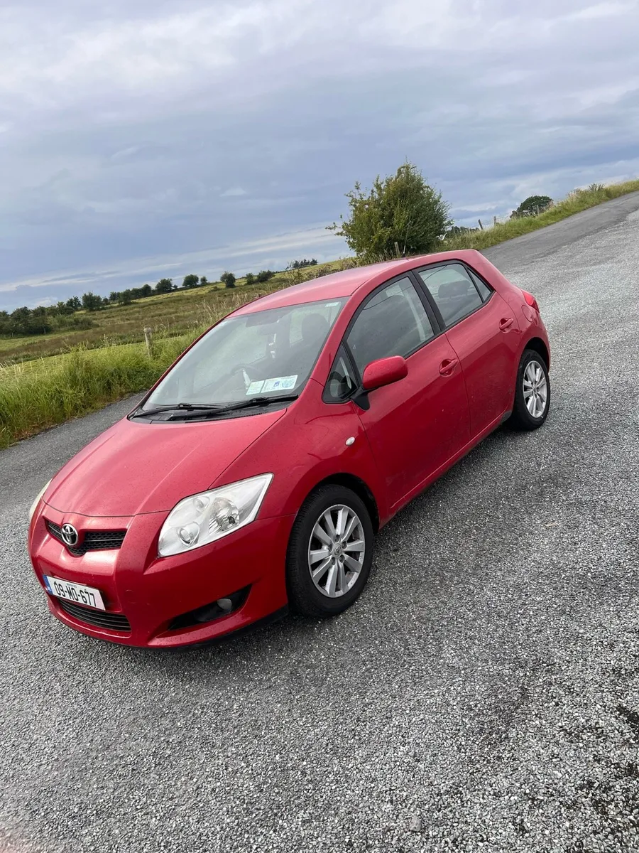Toyota auris 2009 - Image 1