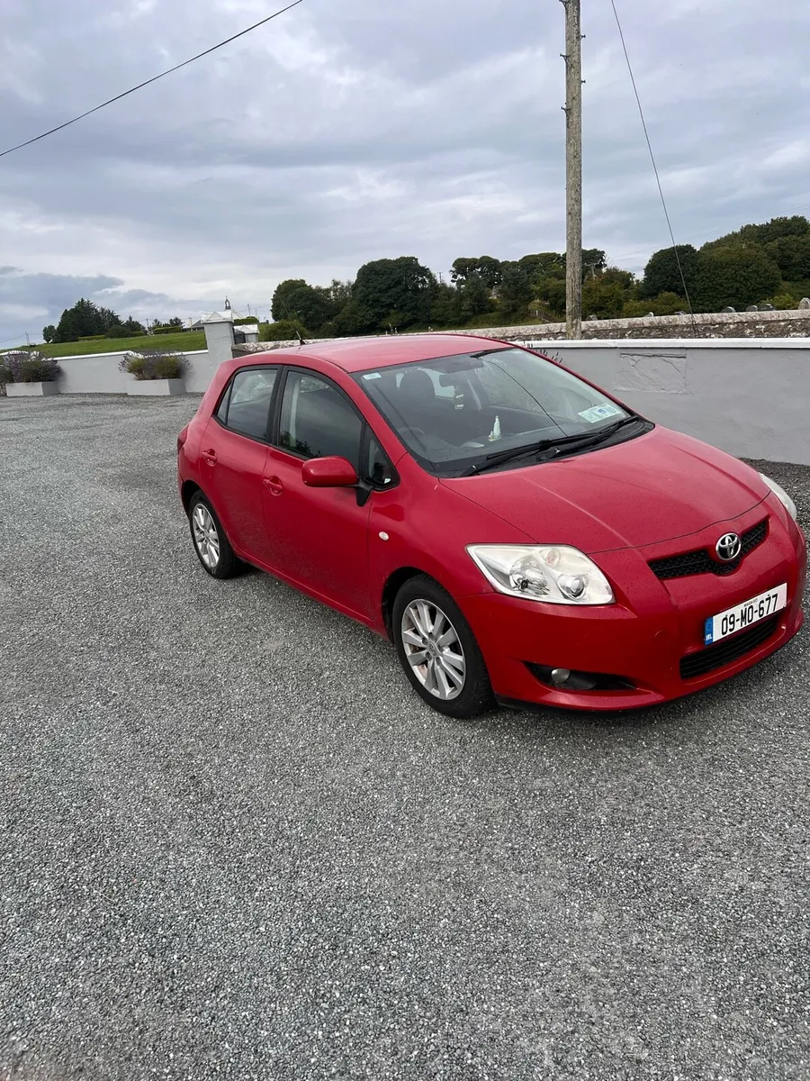 Toyota auris 2009 - Image 2