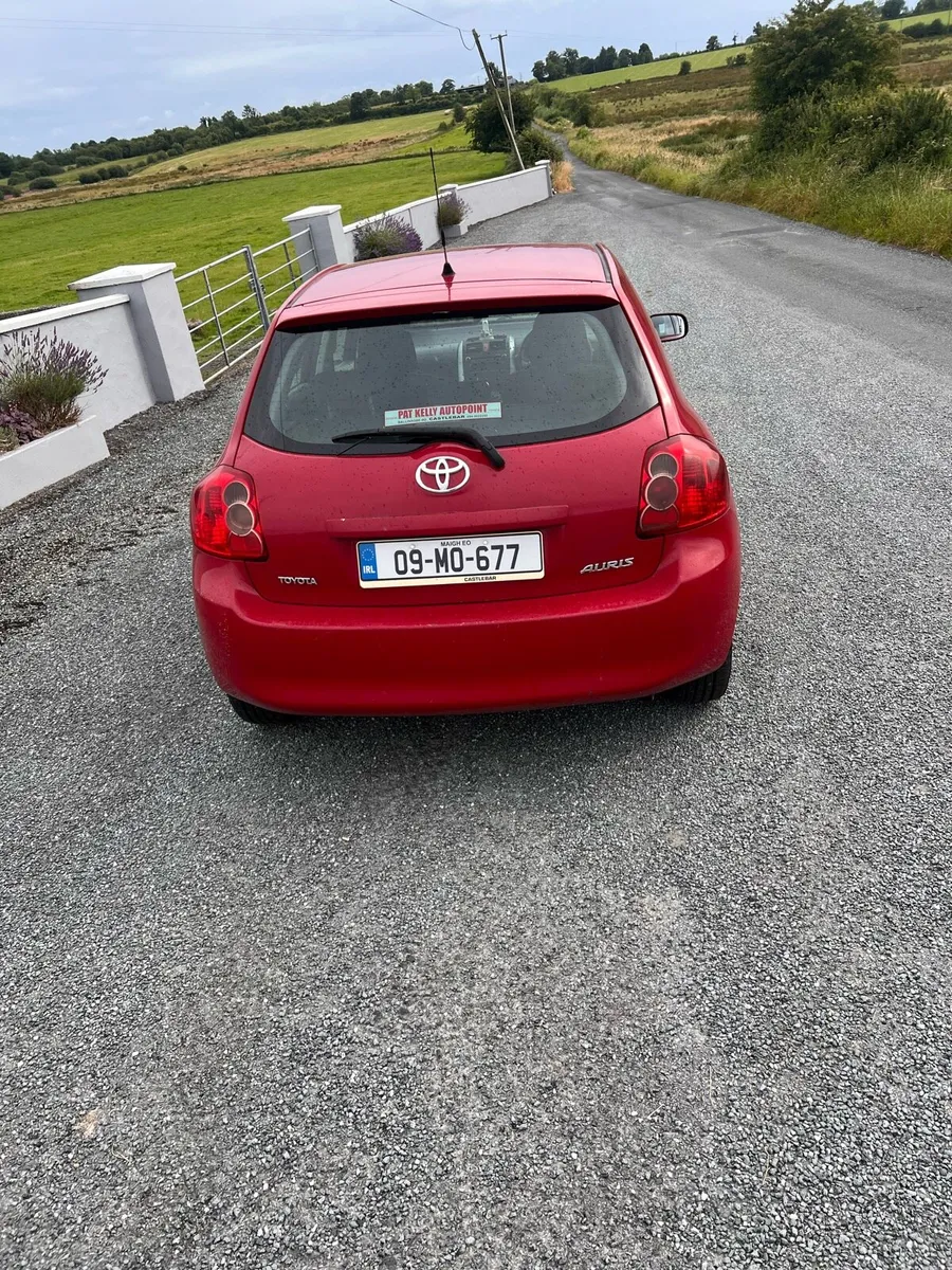 Toyota auris 2009 - Image 3