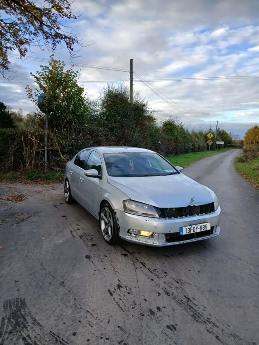 2013 Volkswagen Passat Diesel - Image 3