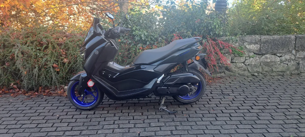 2025 Yamaha Nmax125 - Image 2