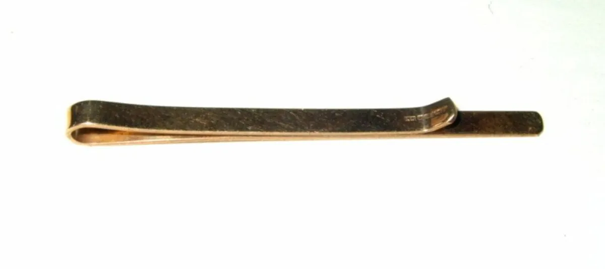 Vintage Hallmarked 9ct Gold Tie Pin - Image 2