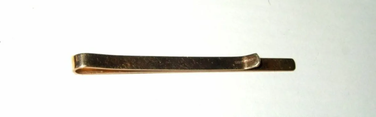Vintage Hallmarked 9ct Gold Tie Pin - Image 4