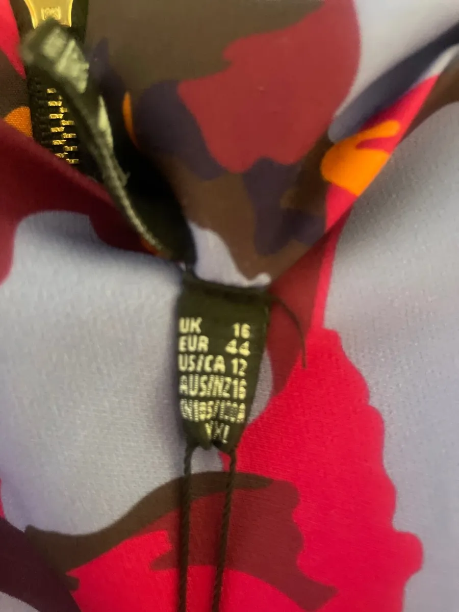 New dress 16 - Image 3