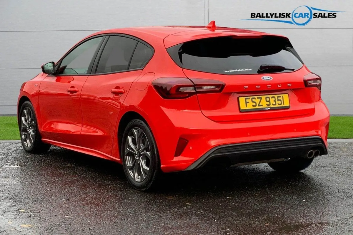 Ford Focus 1.0t 125PS St-line in Race Red With 29 - Image 2