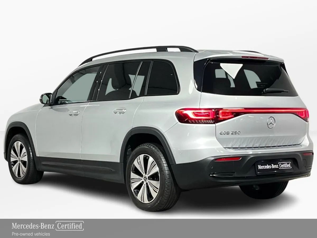 Mercedes-Benz EQB 250 Progressive - 18 Inch Alloy - Image 4