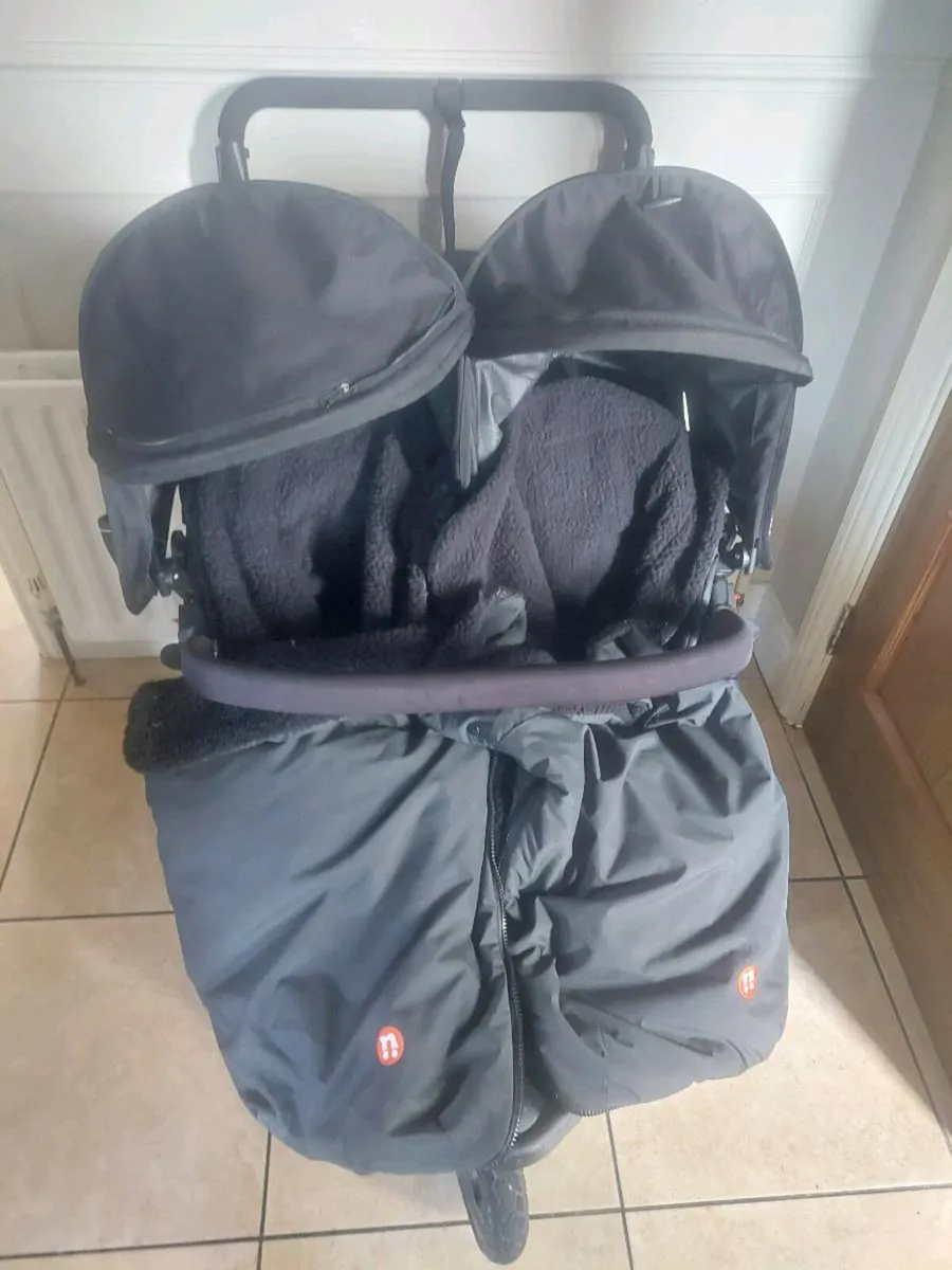 Out n about footmuff x 2