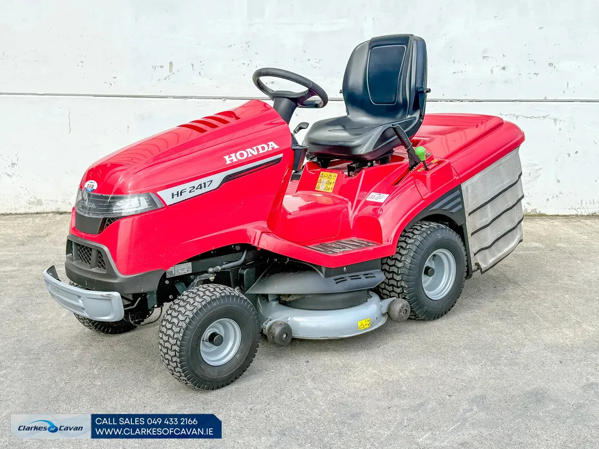 Used 2023 Honda HF 2417 Lawnmower - Image 2