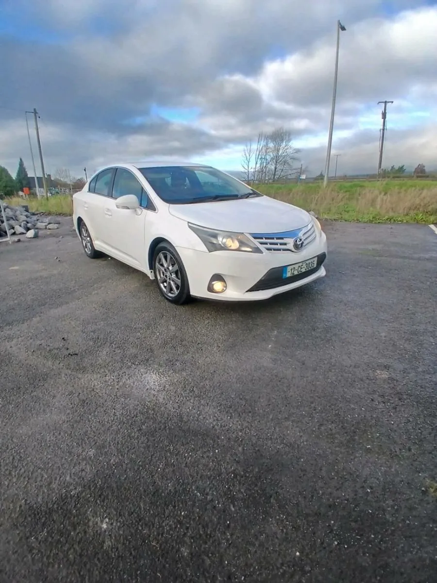 2012 toyota avensis 2.0 liter diesel new nct €2250 - Image 1