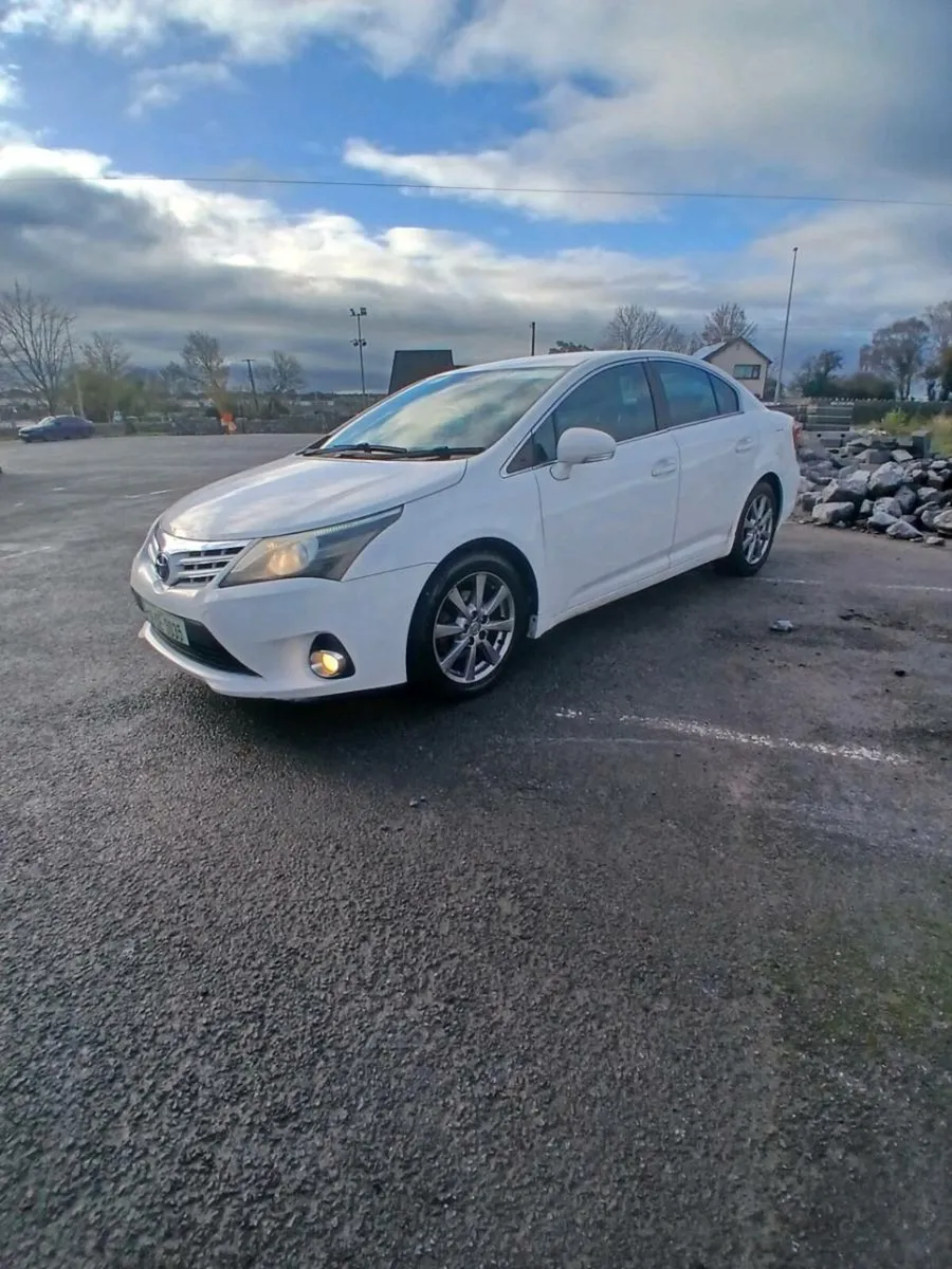 2012 toyota avensis 2.0 liter diesel new nct €2250 - Image 2