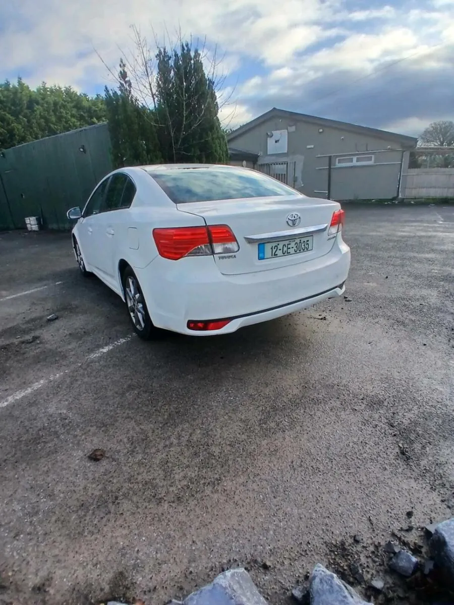 2012 toyota avensis 2.0 liter diesel new nct €2250 - Image 4