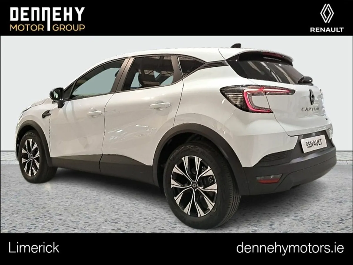 Renault Captur BLACK FRIDAY Sales Event November 2 - Image 4