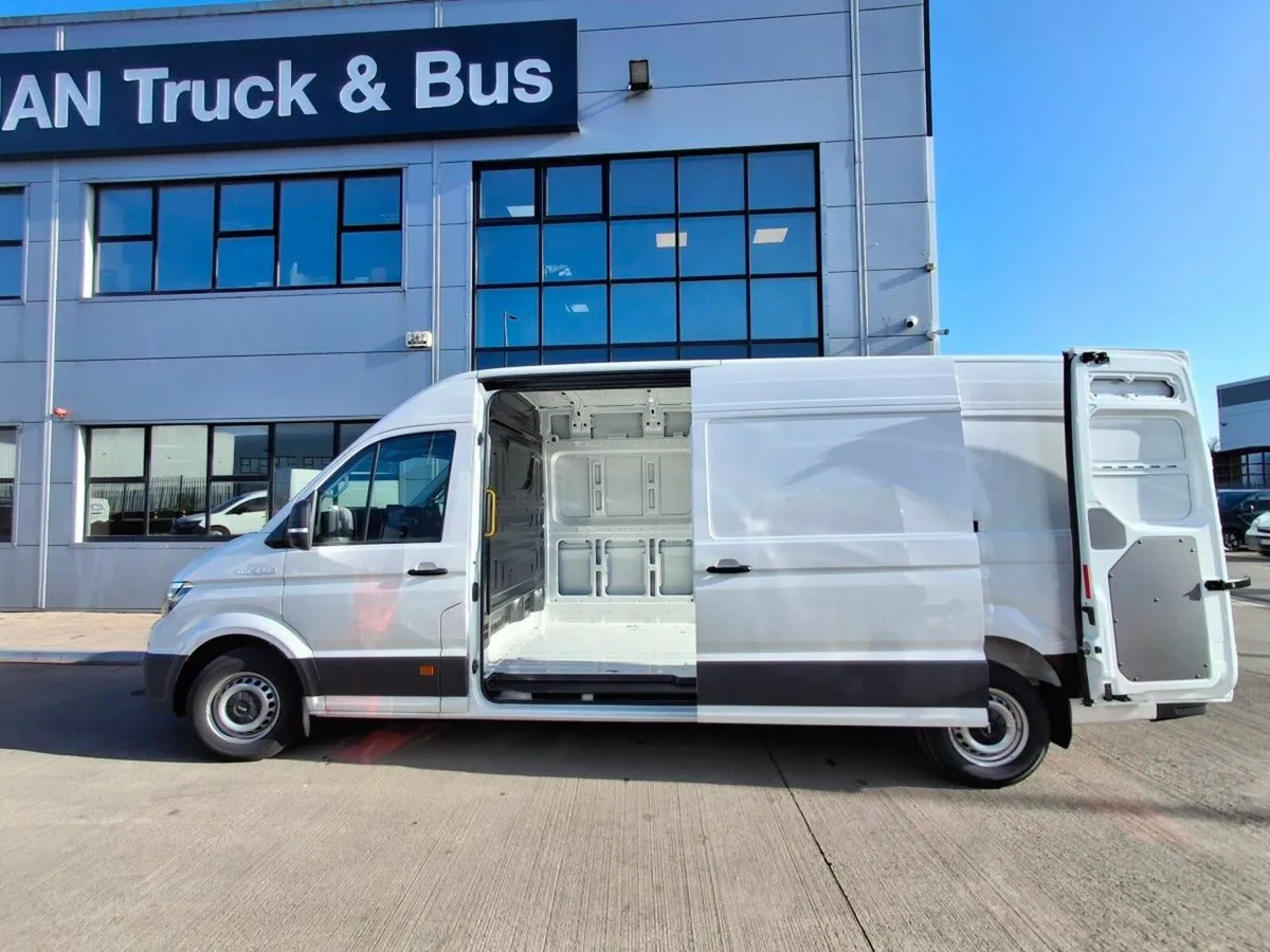 Man TGE Panel Van - Image 3