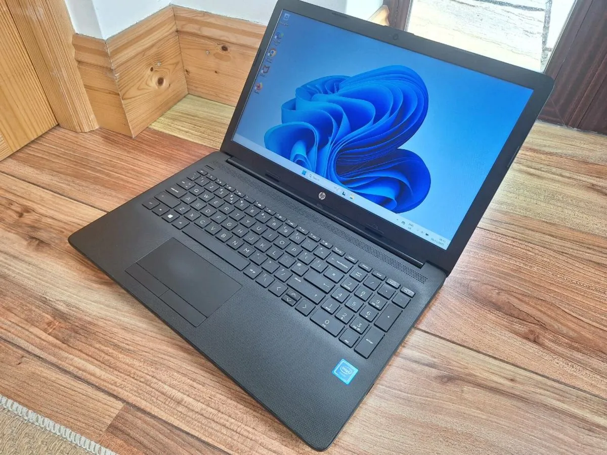 HP Pavilion 15 - Image 1