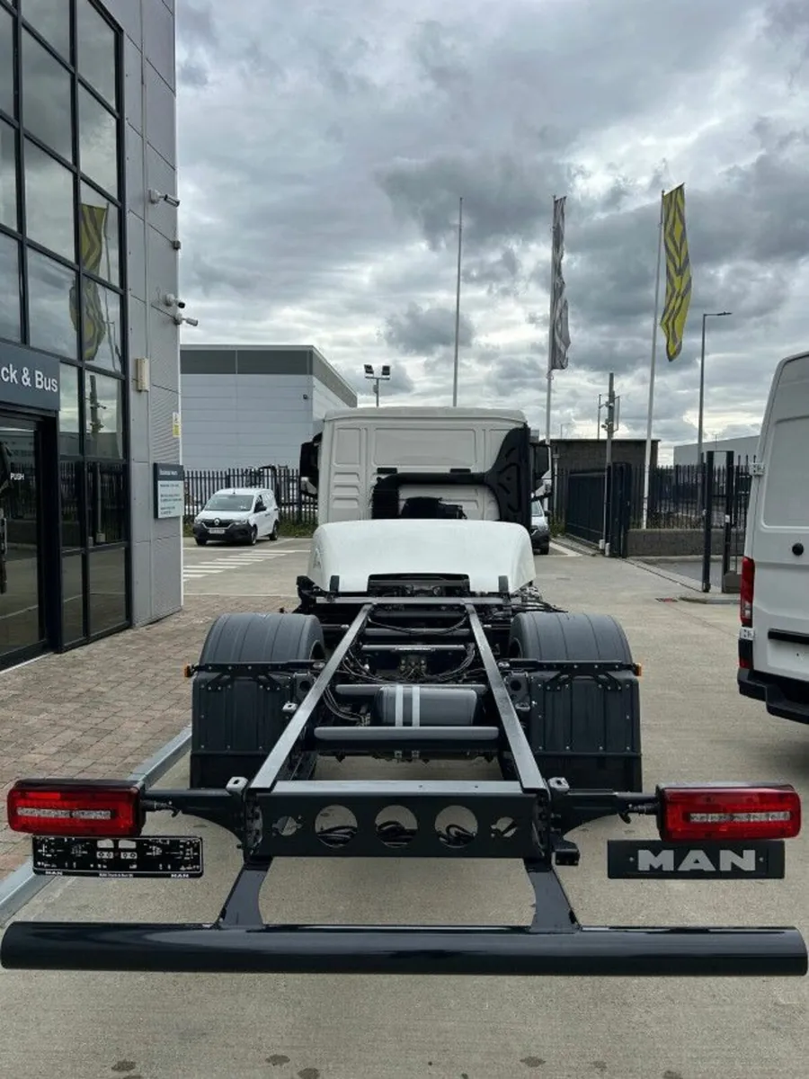 Man TGL 8.190 - 7.5T Rigid - Image 4