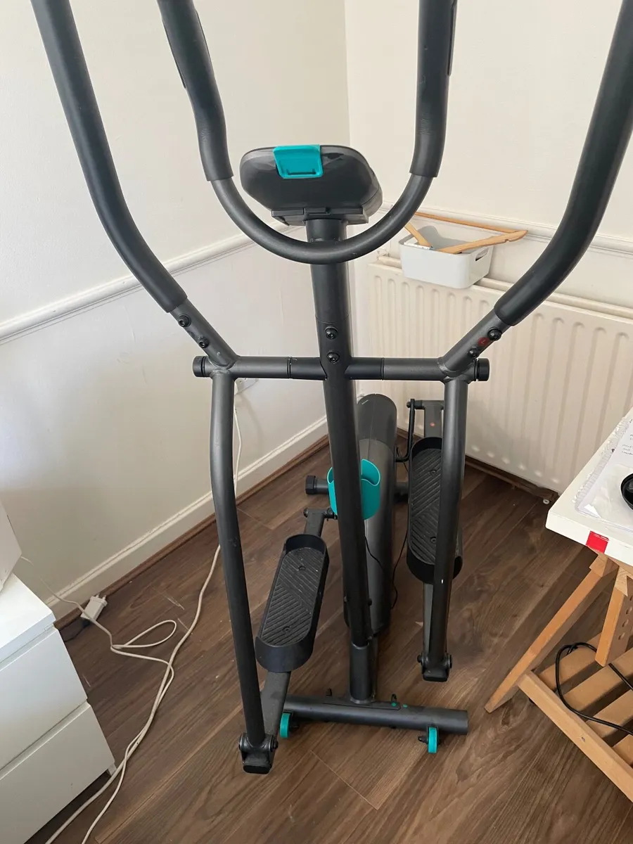 Cross Trainer for sale - Image 2