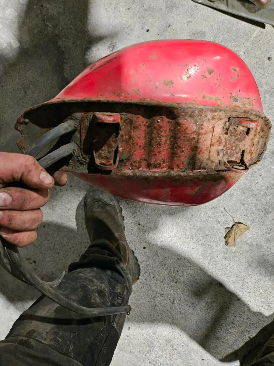 Honda 50 parts - Image 4