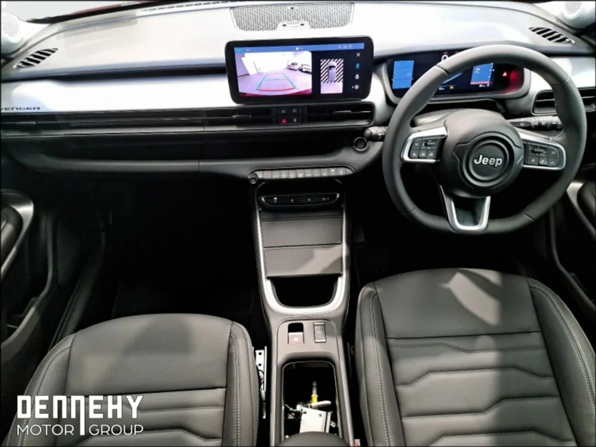 Jeep Avenger Full Leather BEV 54KWH ALTITUDE 156HP - Image 3