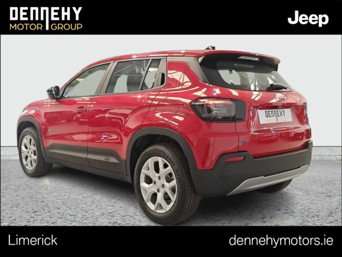 Jeep Avenger Full Leather BEV 54KWH ALTITUDE 156HP - Image 4