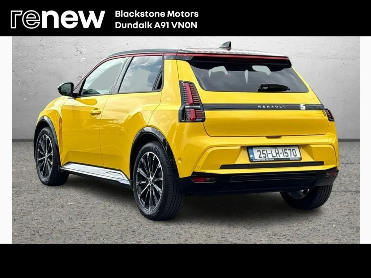 Renault 5 EV52 kwh 150hp Iconic - Image 3