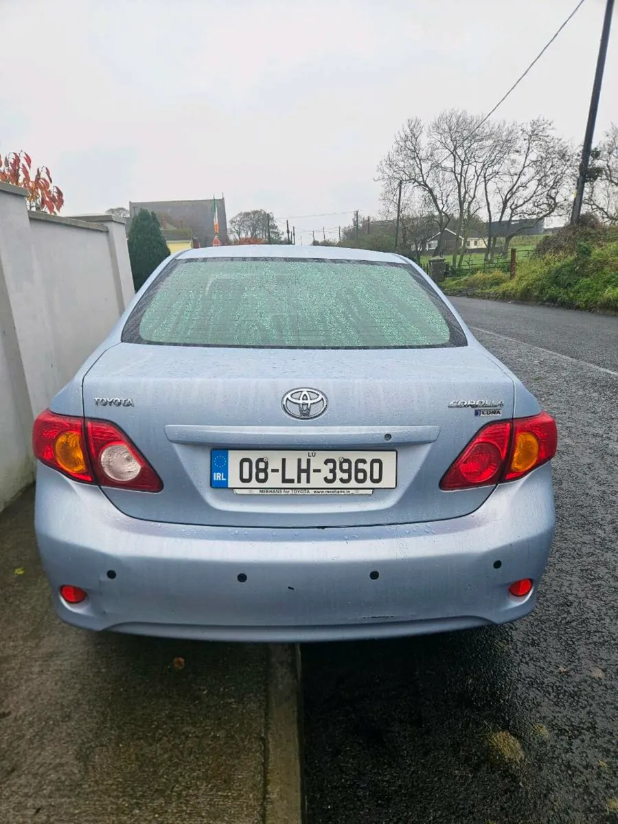 Toyota corolla - Image 4