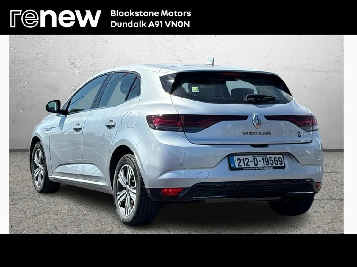 Renault Megane 1.6 160 PHEV ICONIC - Image 3