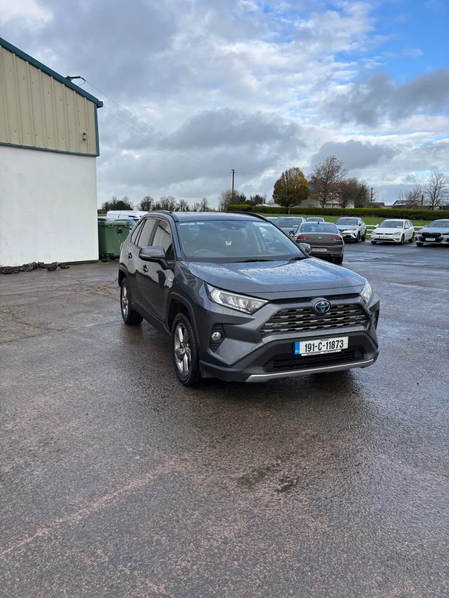 Toyota RAV4 2019 - Image 2